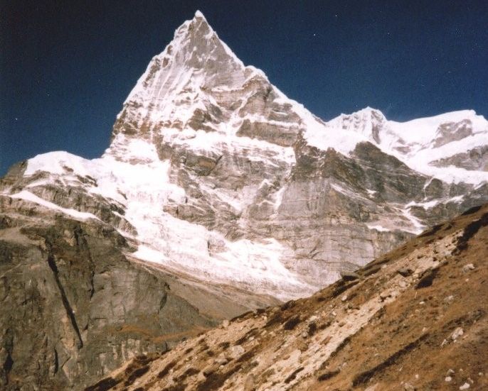 Kyashar on ascent to Dig Kare on route to Mera La