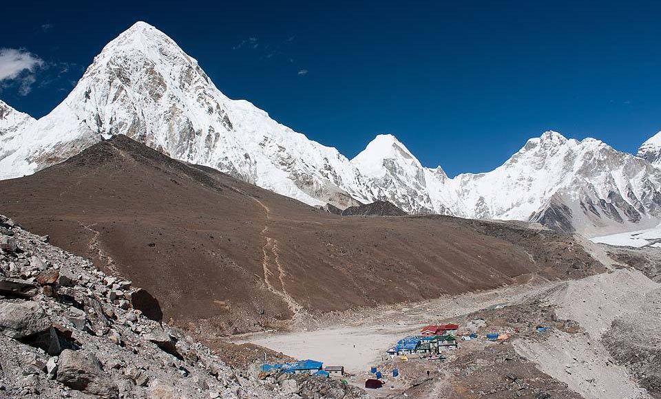 Mount Pumori ( 7161m ) from Gorak Shep on route from Lobuje to Kallar Pattar