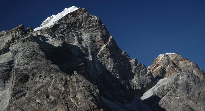 Lobuje Peak