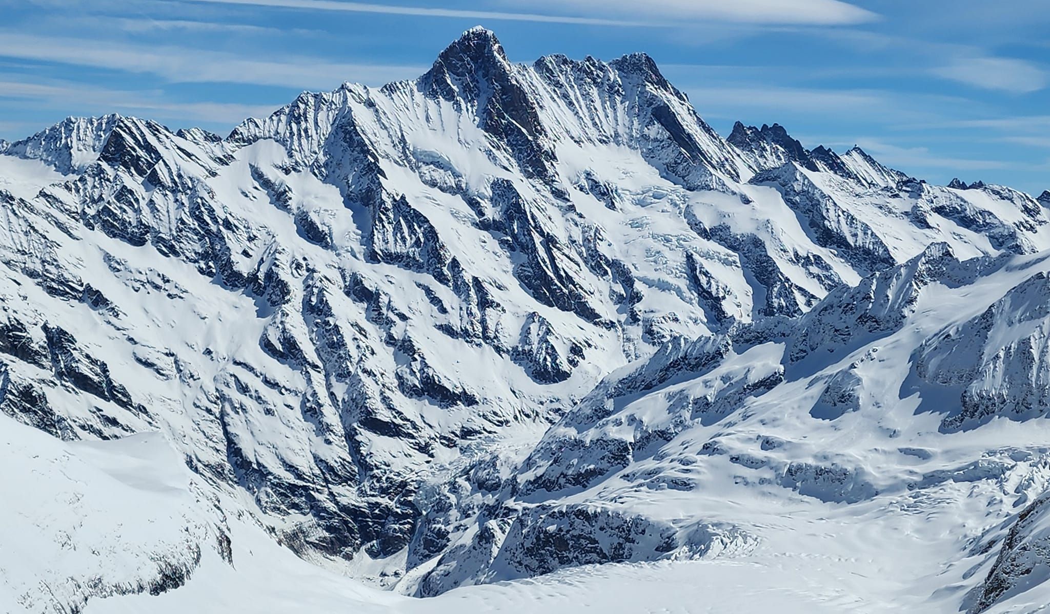 Schreckhorn and Lauteraarhorn