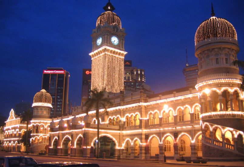 Sultan Abdul Samad Building illuminated at night