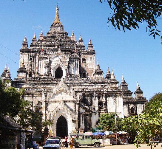 Shwegugyi Pahto in Old Bagan in central Myanmar / Burma