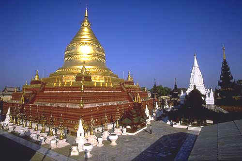 Shwezigon Paya in Nyaung U in central Myanmar / Burma