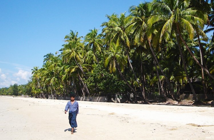 Ngapali Beach on the Bay of Bengal on the western coast of Myanmar / Burma