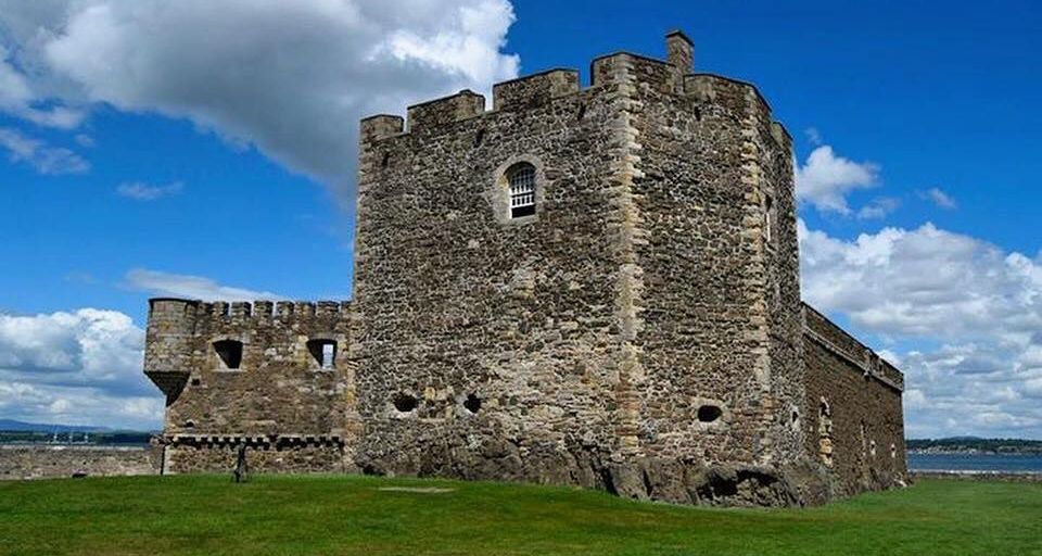 Blackness Castle